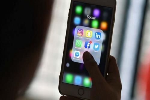 شبکه های اجتماعی حق نظارت بر محتوای کاربران را ندارند