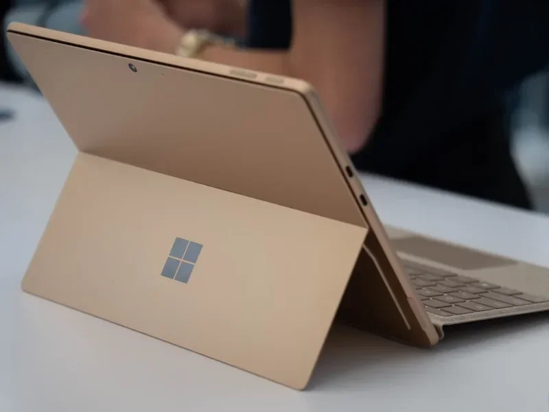 مقایسه سرفیس پرو 11 با نسل های قبلی