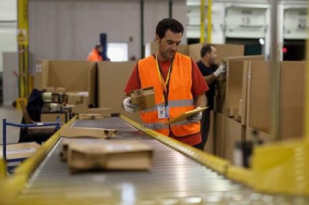 آمازون مجبور شد به كارمندانش مرخصی باحقوق بدهد