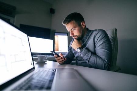 كتاب ارتباط با مشتریان از راه دور برای كمك به دوركاری سازمان ها